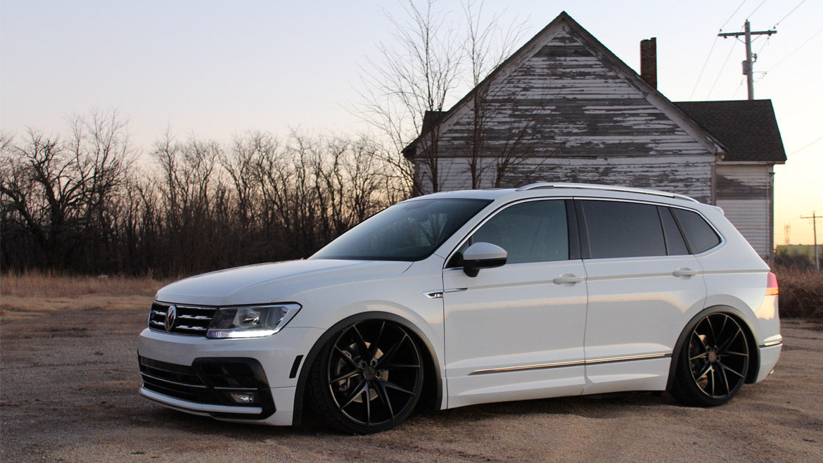 Audi/VW MKVII Platform- Airlift Performance - Front Kit